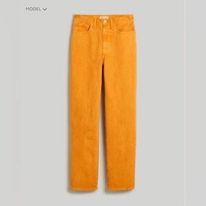 Madewell Baggy Straight Leg Jean in garment dyed edition ochre fresco. Size 26